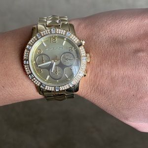 In good condition michael kors watch